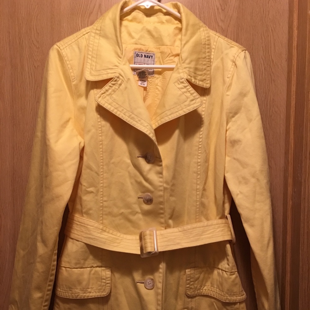 Old navy yellow jacket